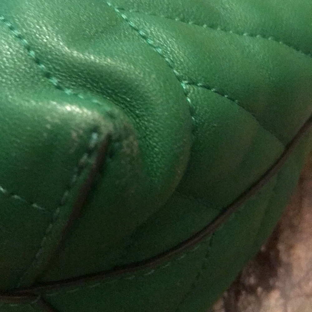 Authentic Tory Burch emerald green shoulder bag - Picture 12 of 12
